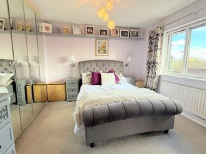 Photo 11- click for photo gallery